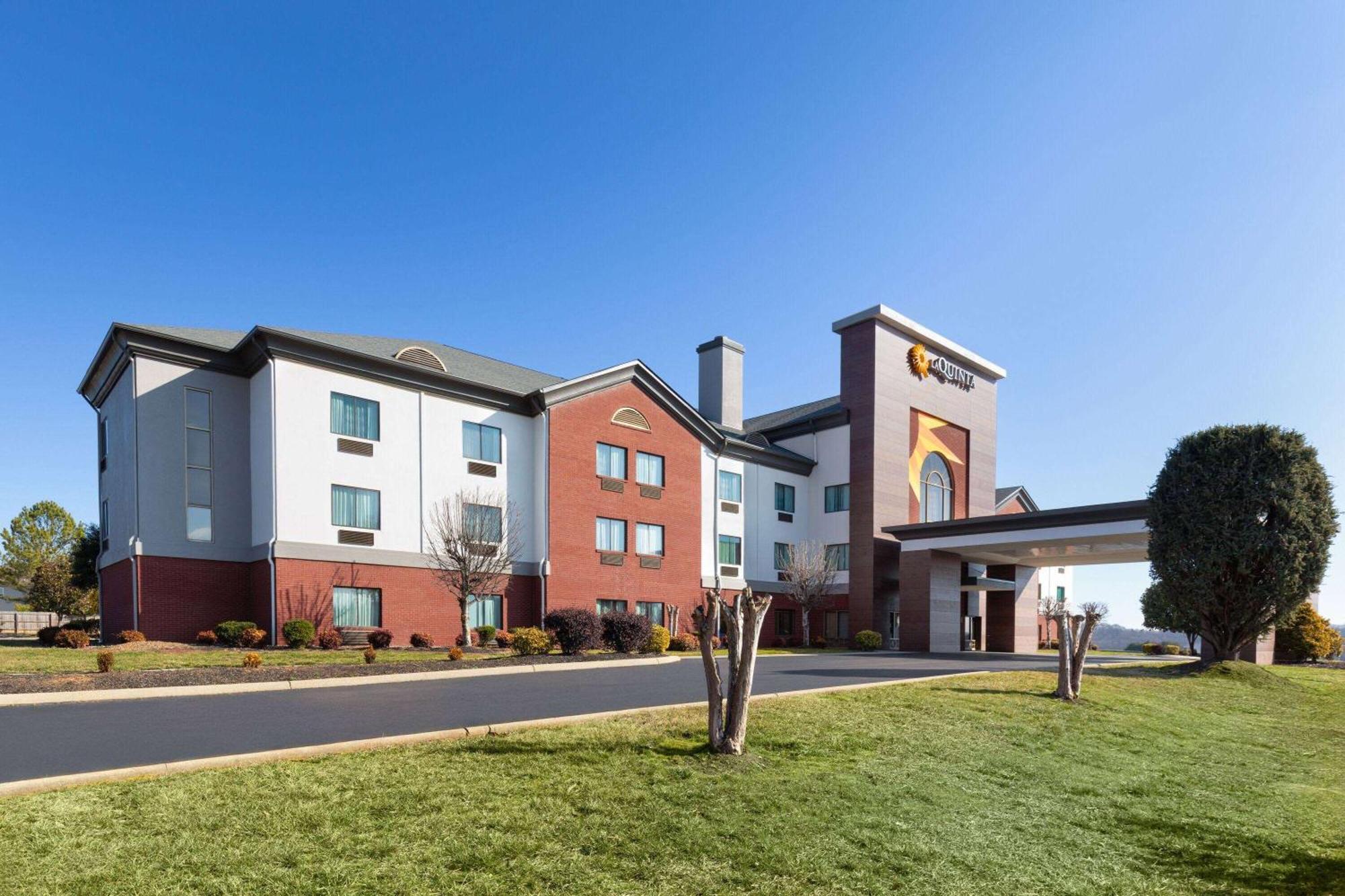 La Quinta By Wyndham Hotel